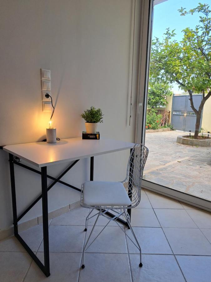 Hestia Airport House - Artemis Apartment ภายนอก รูปภาพ