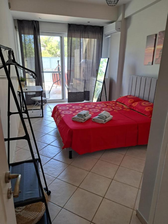 Hestia Airport House - Artemis Apartment ภายนอก รูปภาพ